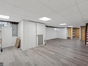 623 Hermitage Street, Philadelphia PA 19128