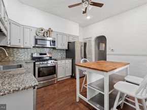 623 Hermitage Street, Philadelphia PA 19128