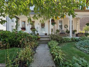 623 Hermitage Street, Philadelphia PA 19128
