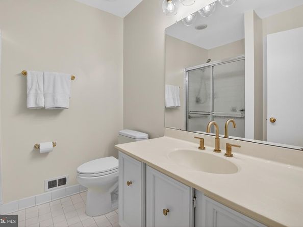 7819 Whiterim Terrace, Potomac MD 20854