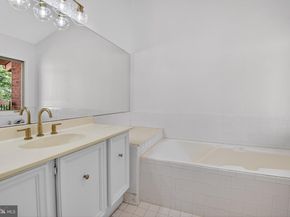 7819 Whiterim Terrace, Potomac MD 20854