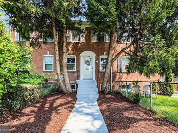 418 Peabody Street NE