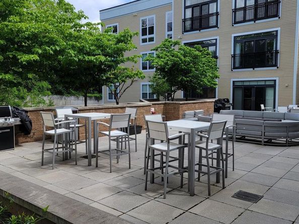 989 S Buchanan Street 312, Arlington VA 22204