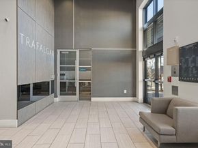 989 S Buchanan Street 312, Arlington VA 22204