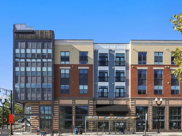 989 S Buchanan Street 312, Arlington VA 22204