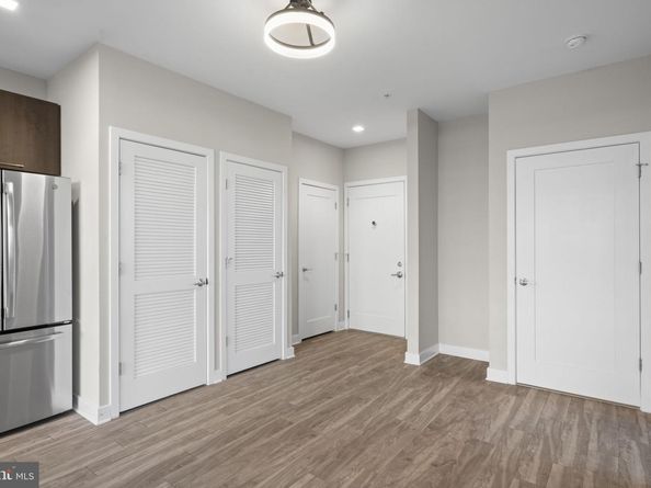 989 S Buchanan Street 312, Arlington VA 22204