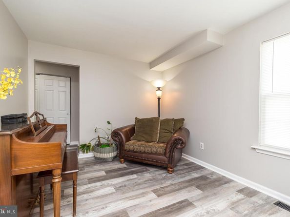 319 Fairview Road, Woodlyn PA 19094