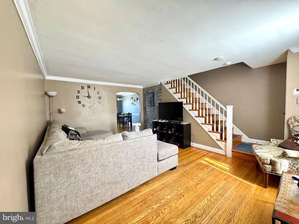 827 Hampshire, Drexel Hill PA 19026