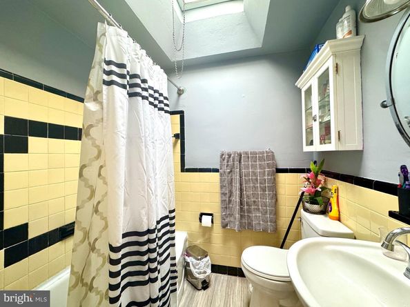 827 Hampshire, Drexel Hill PA 19026
