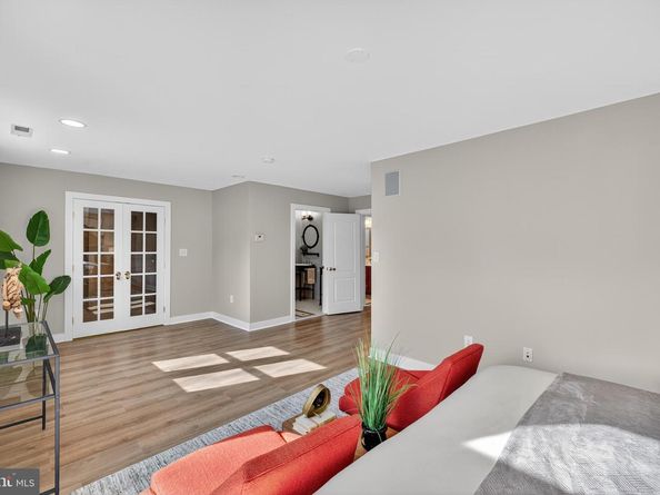 1248 Monroe Street NE, Washington DC 20017