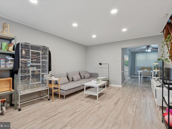 4003 Manayunk Avenue, Philadelphia PA 19128