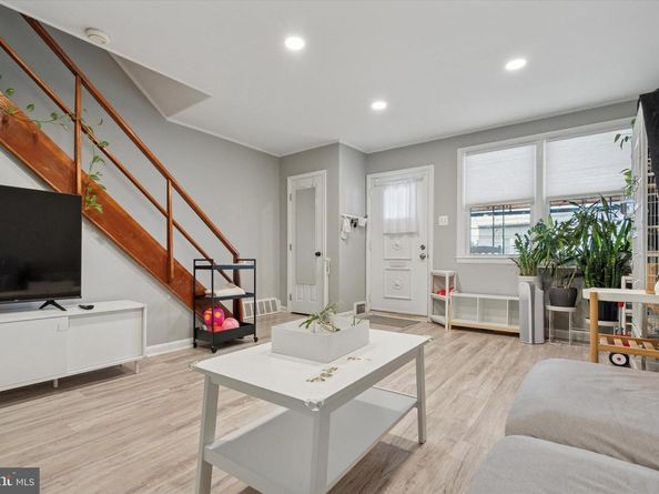 4003 Manayunk Avenue, Philadelphia PA 19128