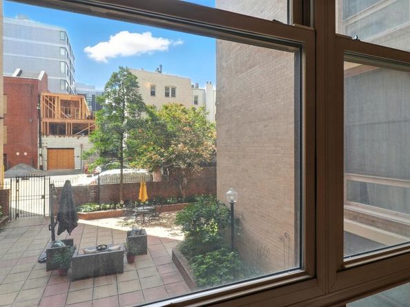 1260 NW 21st Street NW 210, Washington DC 20036