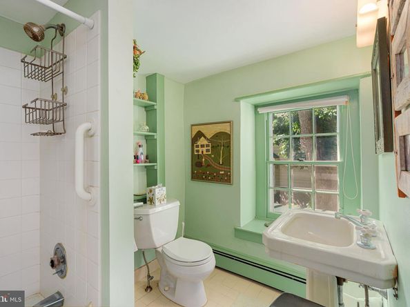 1 Barnes Court, Doylestown PA 18901