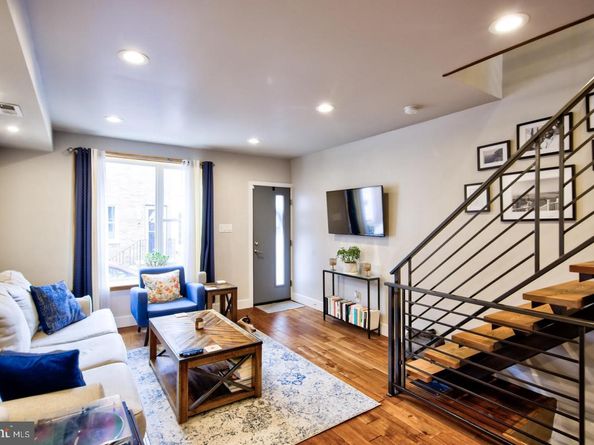 2408 S Darien Street, Philadelphia PA 19148
