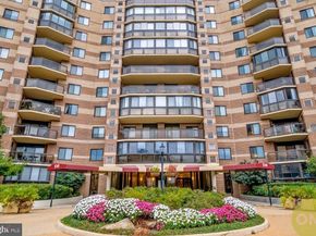 8360 Greensboro Drive 817, Mclean VA 22102