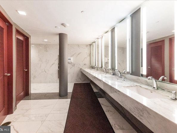 8360 Greensboro Drive 817, Mclean VA 22102