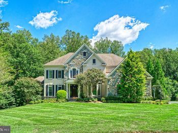 1305 Newkirk Court