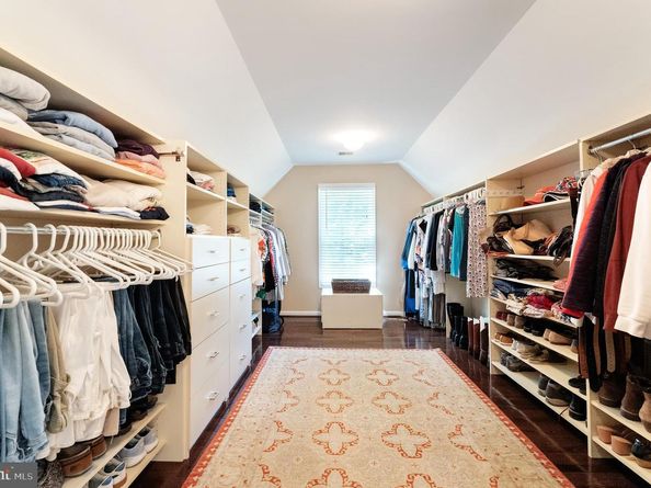 1305 Newkirk Court, Vienna VA 22182