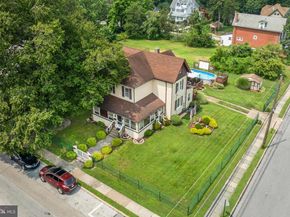 701 Andrews, Collingdale PA 19023