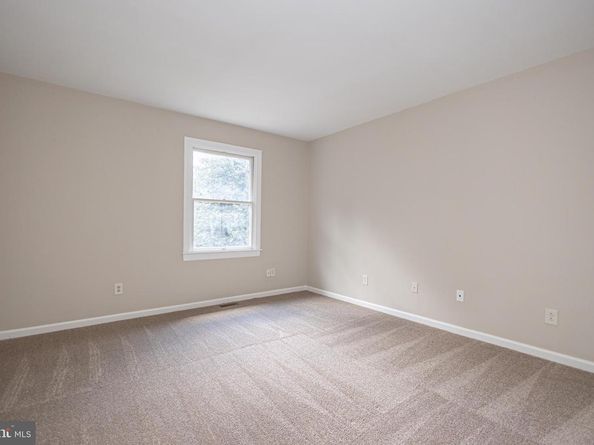 26 Bowling Green Avenue 3, Morrisville PA 19067