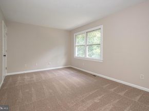 26 Bowling Green Avenue 3, Morrisville PA 19067