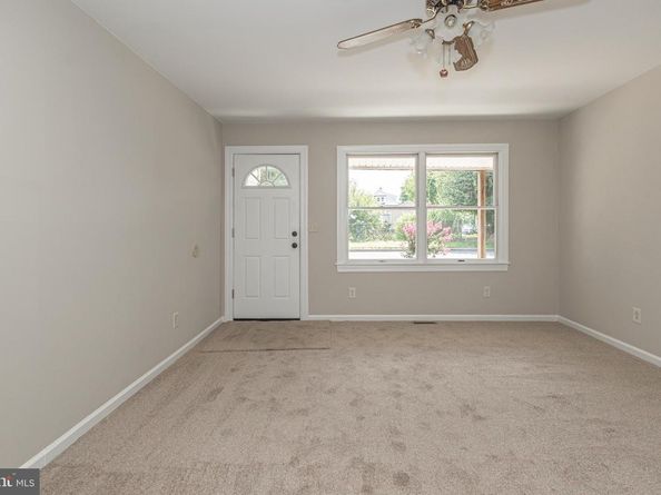 26 Bowling Green Avenue 3, Morrisville PA 19067
