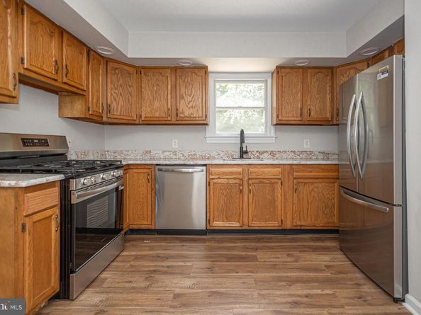 26 Bowling Green Avenue 3, Morrisville PA 19067