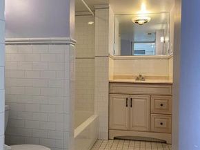318 Bainbridge Street, Philadelphia PA 19147