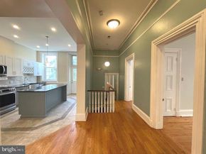 318 Bainbridge Street, Philadelphia PA 19147