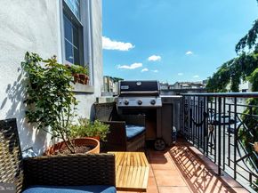 318 Bainbridge Street, Philadelphia PA 19147