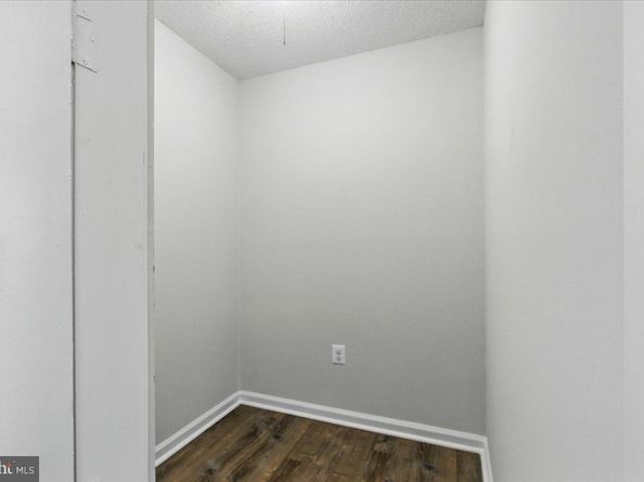 1225 Martha Custis Drive 919, Alexandria VA 22302