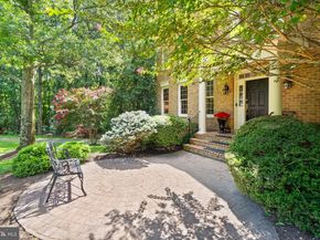 1108 Arboroak Place, Herndon VA 20170