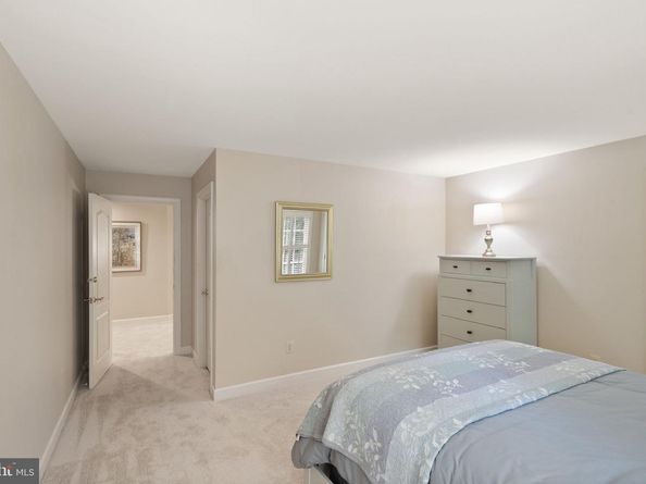 1108 Arboroak Place, Herndon VA 20170