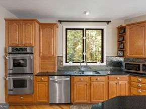 1108 Arboroak Place, Herndon VA 20170