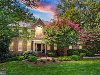 1108 Arboroak Place