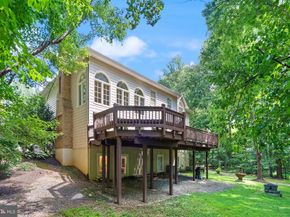 1108 Arboroak Place, Herndon VA 20170
