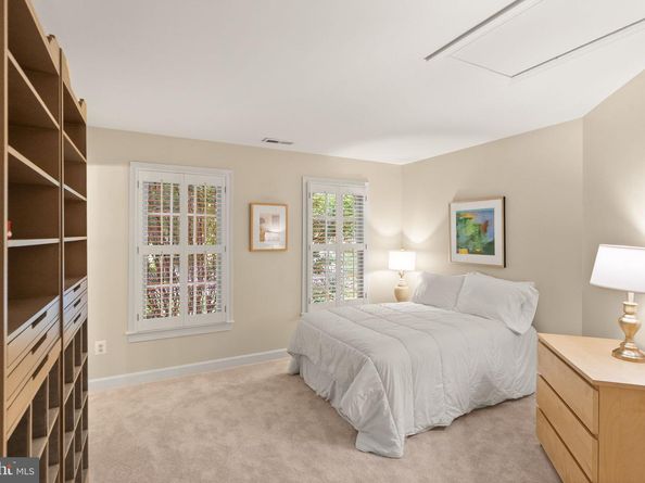 1108 Arboroak Place, Herndon VA 20170
