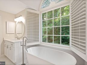 1108 Arboroak Place, Herndon VA 20170