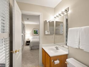 1108 Arboroak Place, Herndon VA 20170