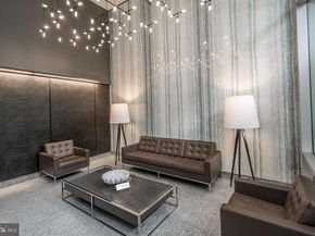604 S Washington Square 2411, Philadelphia PA 19106