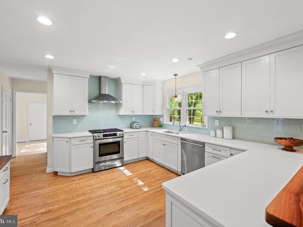 1500 Sugartown Road, Paoli PA 19301