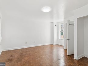 1006 S Front Street, Philadelphia PA 19147