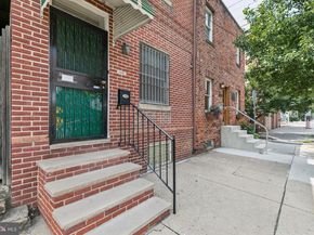 1006 S Front Street, Philadelphia PA 19147