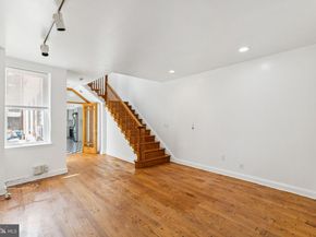 1006 S Front Street, Philadelphia PA 19147