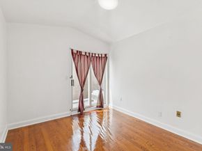 1006 S Front Street, Philadelphia PA 19147