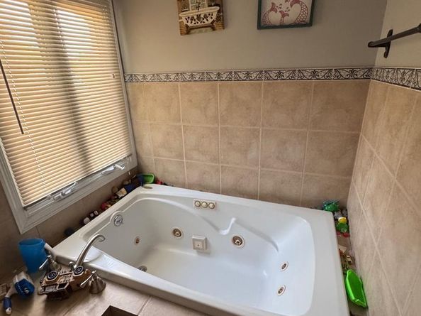 661 Ridge Pike, Lafayette Hill PA 19444