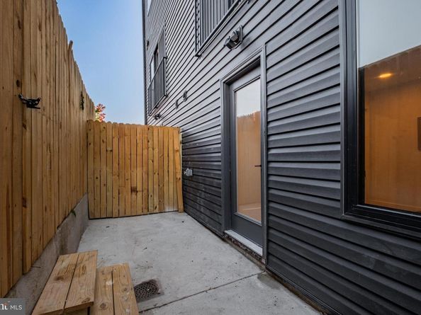 741 N Capitol Street, Philadelphia PA 19130