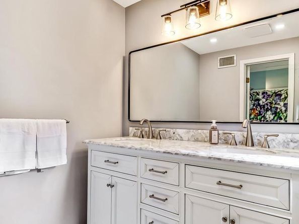 2137 Green Street 2, Philadelphia PA 19130