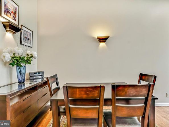 2137 Green Street 2, Philadelphia PA 19130